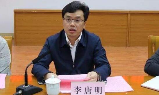 李唐明簡歷：玉林市工信局局長李唐明，曾任玉林市商務(wù)局局長，容縣縣委副書記、縣長，福綿區(qū)委常委、常務(wù)副區(qū)長